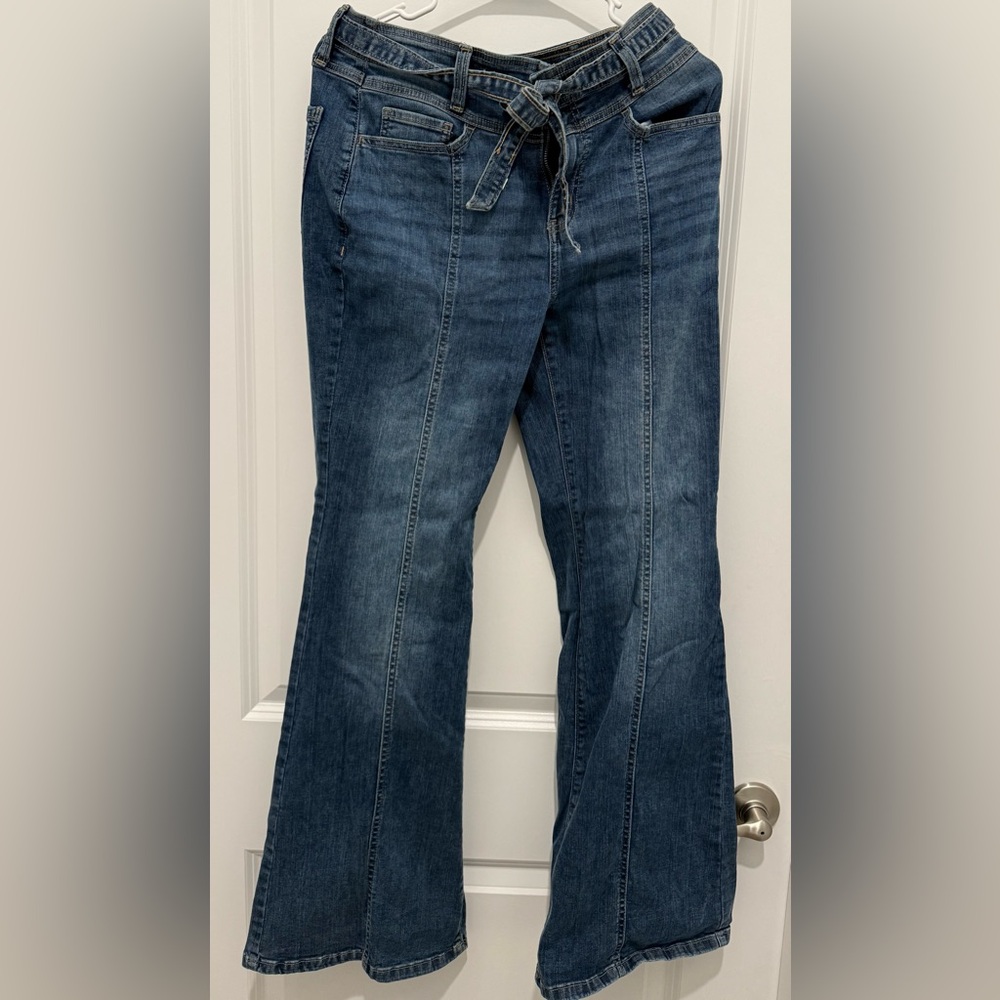 SO Brand Women's Flare Jeans with Belt